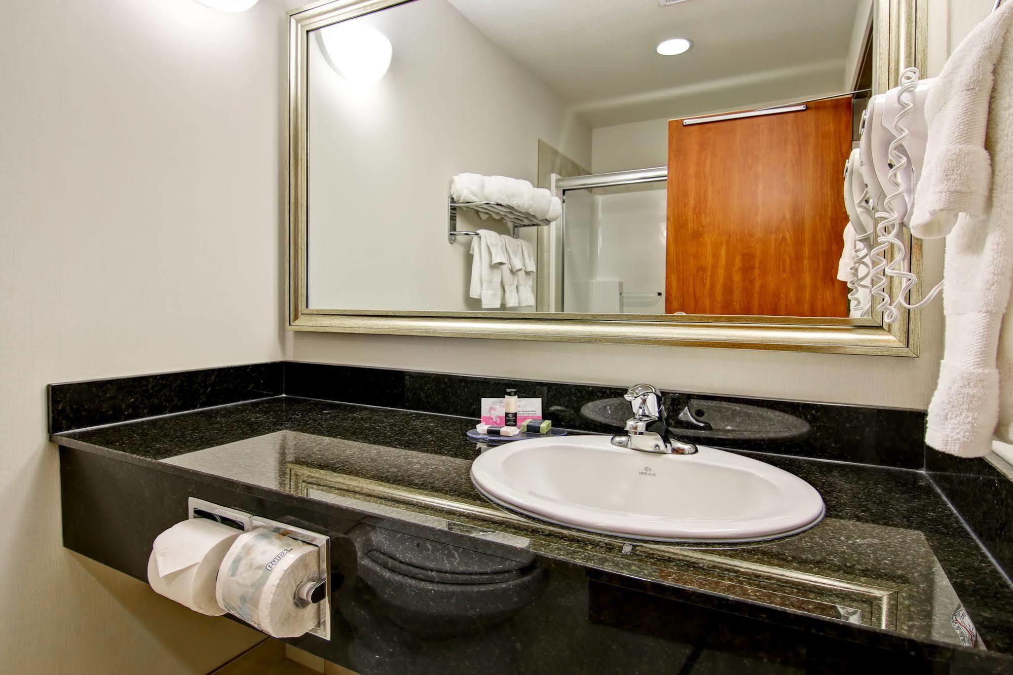 Canalta Hotel Esterhazy Екстериор снимка